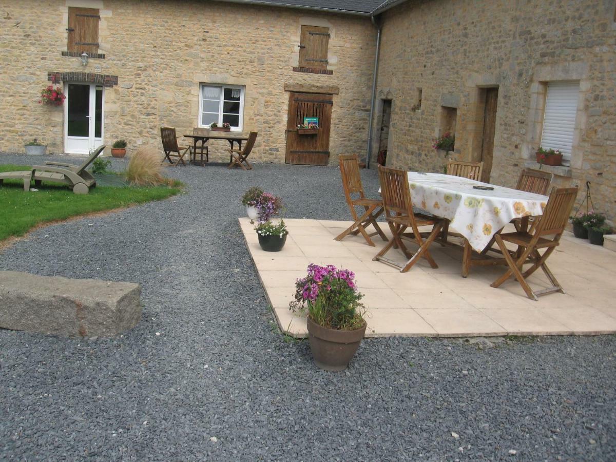 Ferme De Montigny Bed and Breakfast Asnieres-en-Bessin Buitenkant foto
